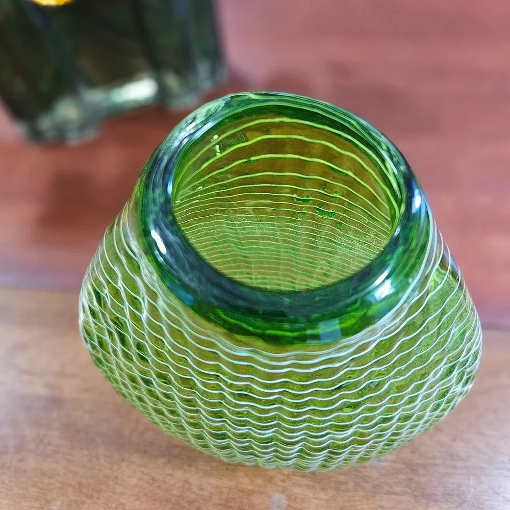 Green Art Glass Vase Textured Grid Teardrop 10